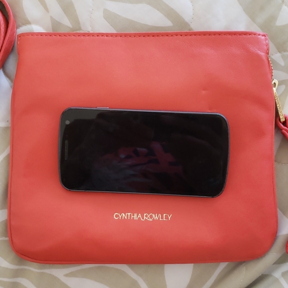 Purse - Picture 2 of 4